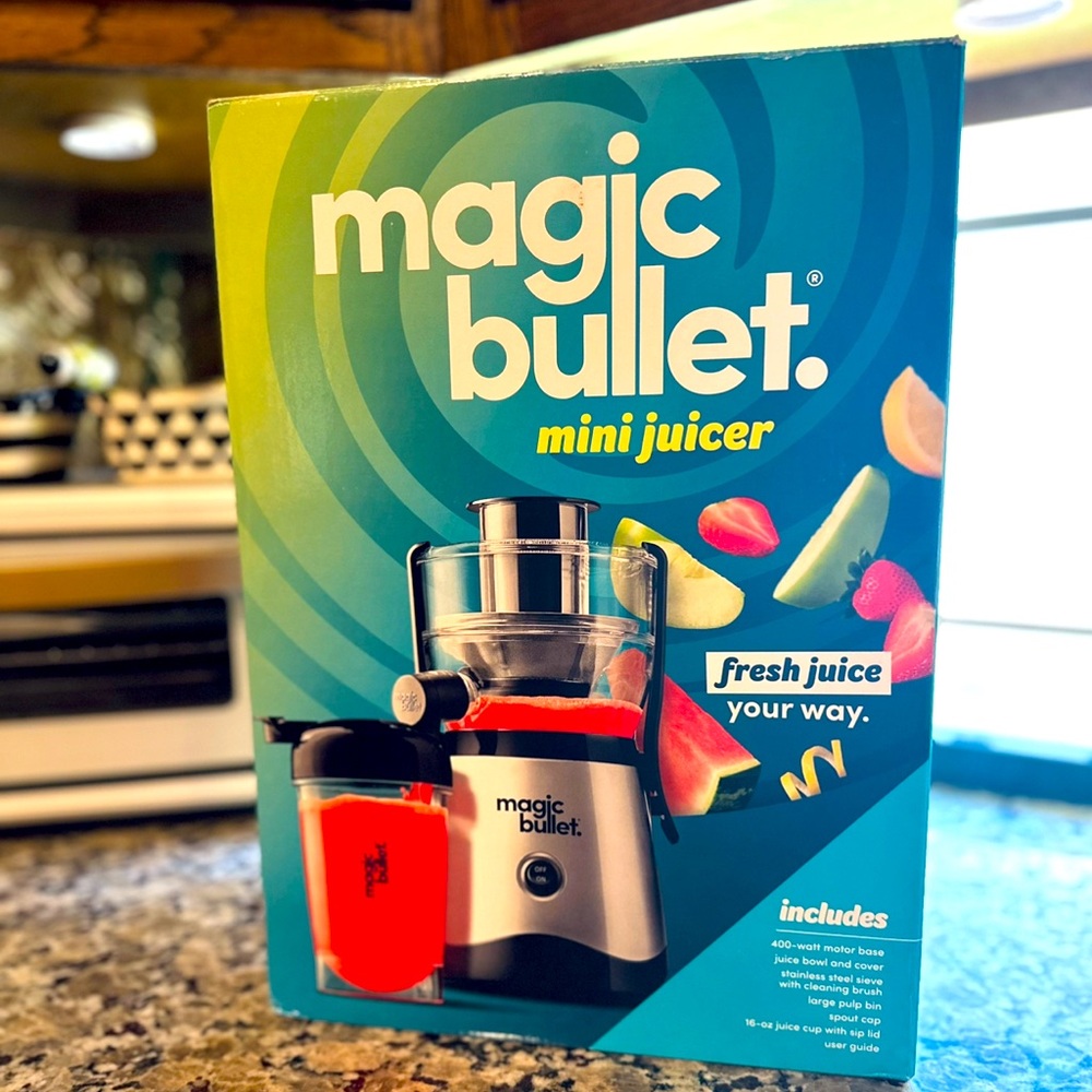 NEW Magic Bullet Mini Juicer